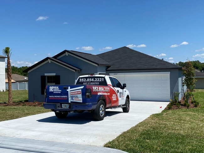 Building Photo - Ask How To Receive TWO WEEKS FREE!!  Hills Of Tuscany - Great Location, 3/2/2 ***WON'T LAST***