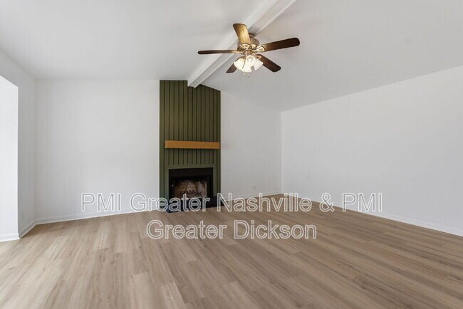 Building Photo - 3051 Casa Dr