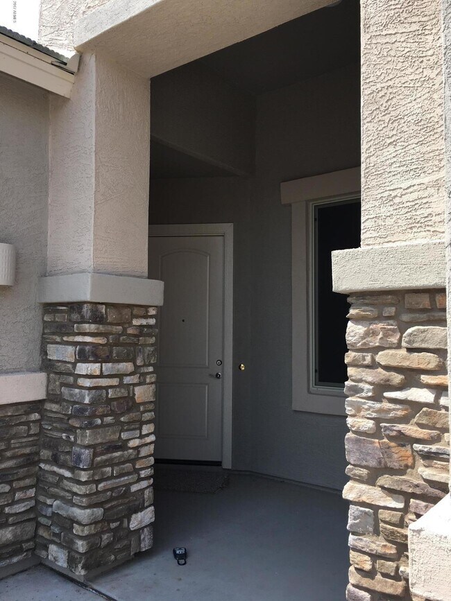Building Photo - 20290 N Codey Cir