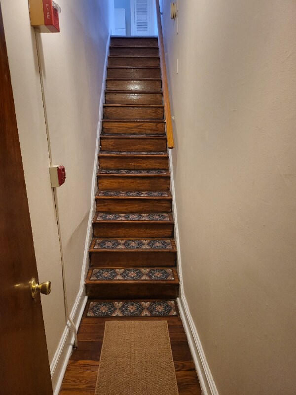 Foto del edificio - 119 E Mt Airy Ave