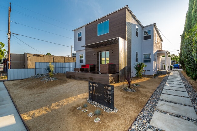 Building Photo - 4328 37th St