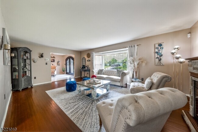 Foto del edificio - 5 Snowdrift Dr