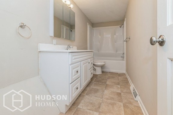 Foto del edificio - 6735 Basswood Dr