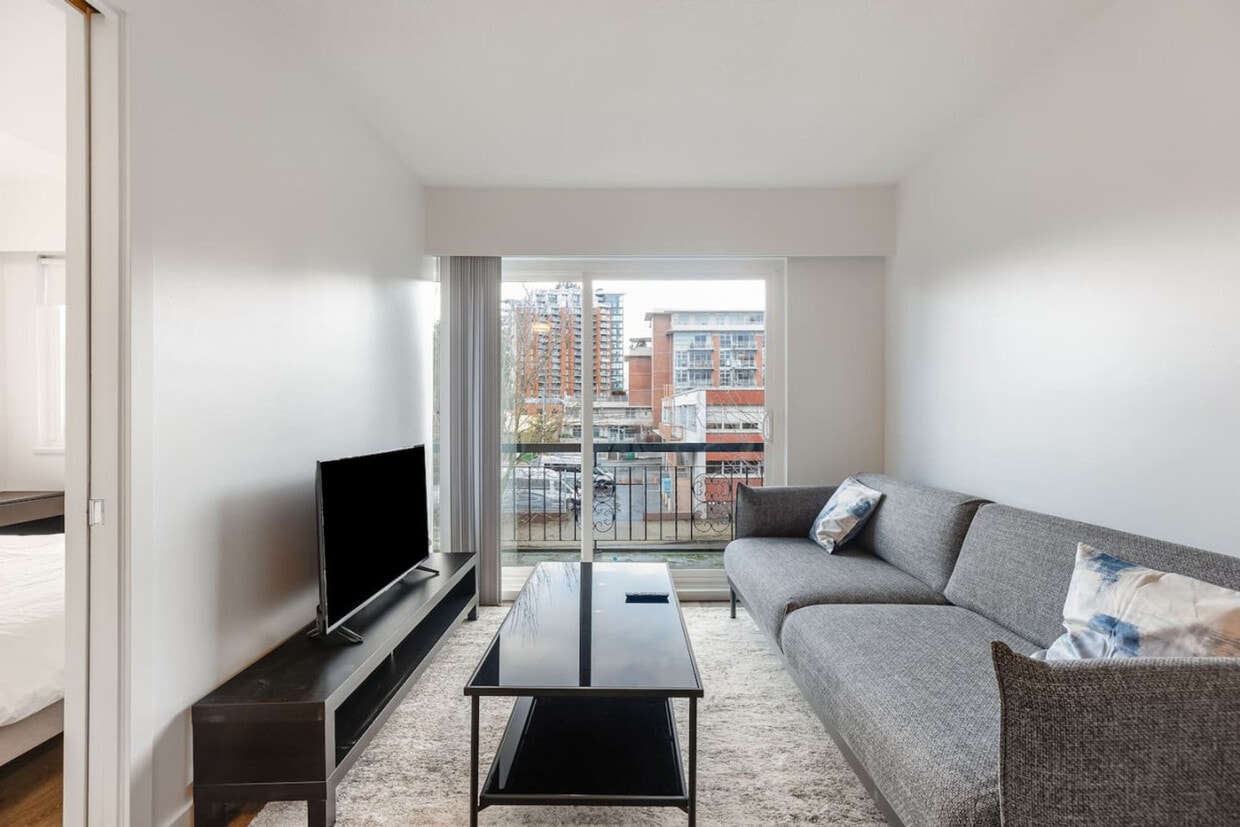 Photo principale - 254 E 12th Ave