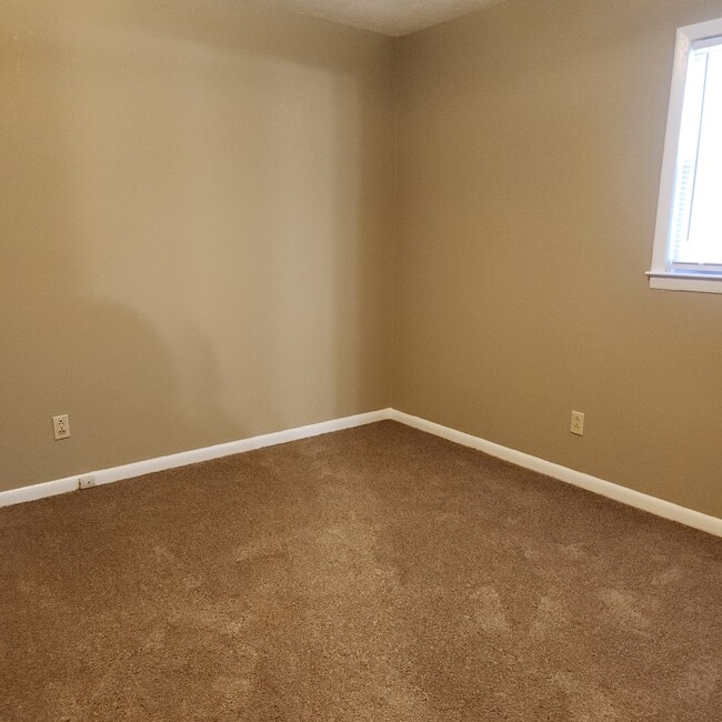 Building Photo - 3210 Tallywood Dr