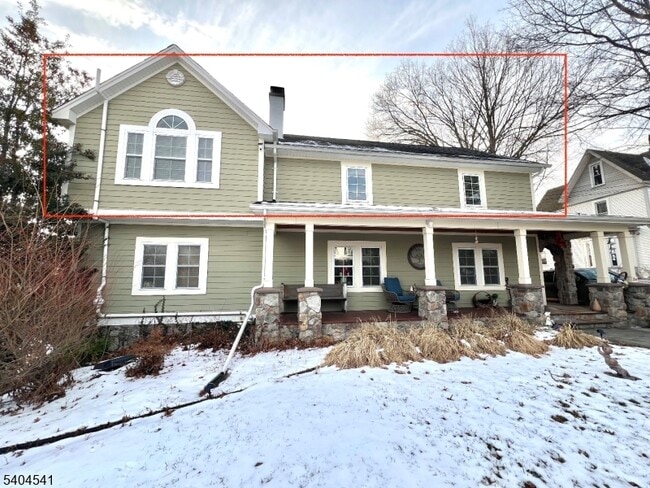 Building Photo - 24 Sycamore St