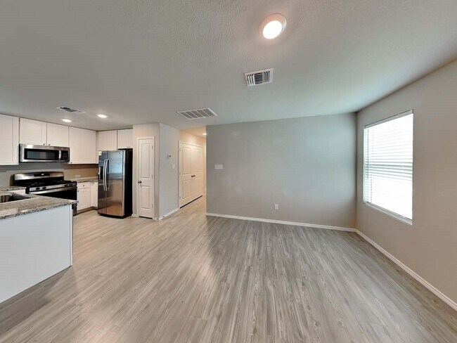 Foto del edificio - 5618 Basilica Pl