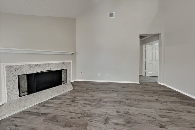 Building Photo - 20143 Glen Burn Ct