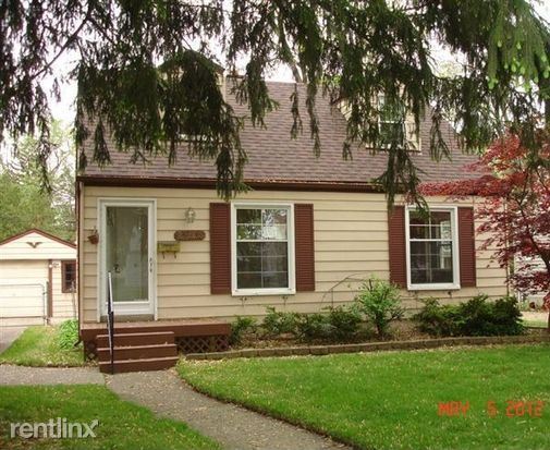 Foto principal - 2 br, 1 bath House - 23162 Violet St Viole...