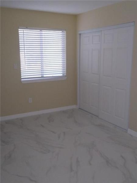 Building Photo - 9024 Carma Dr