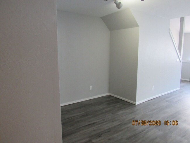 Building Photo - TWO-STORY CONDO IN RIFLE!