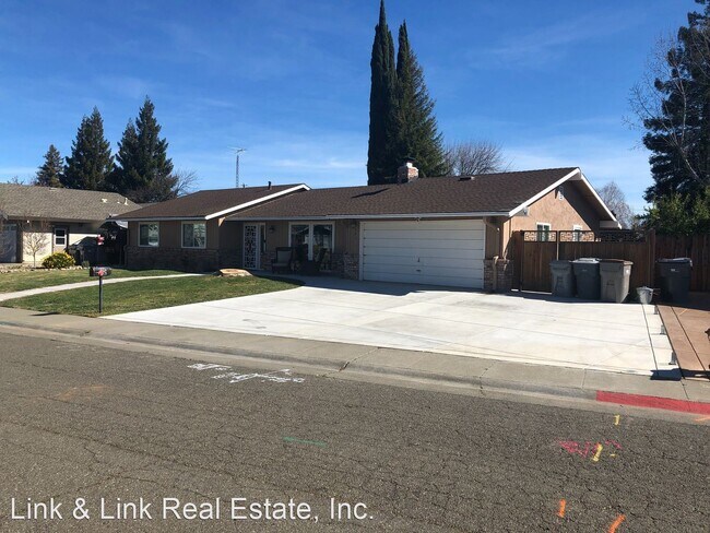 Building Photo - 3 br, 2.5 bath House - 781 Apricot Avenue