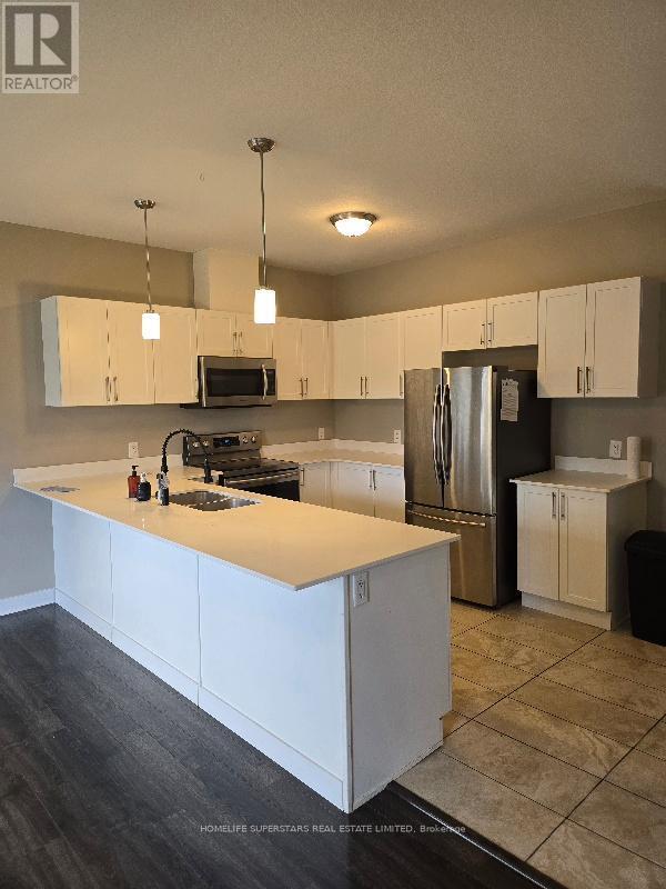 Building Photo - 439 Athlone Ave