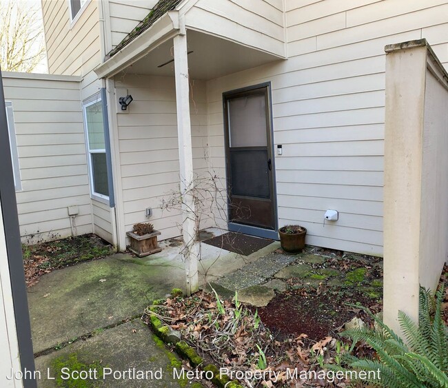 Foto del edificio - 361 NE Village Squire Ave