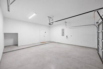 Building Photo - 10115 Porto Rico Rd