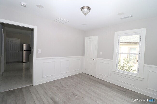 Foto del edificio - 216 E Pearl St