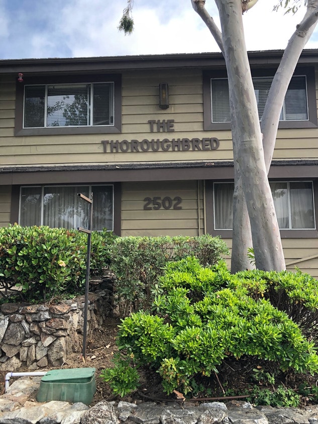 Primary Photo - 2502 Manhattan Beach Blvd