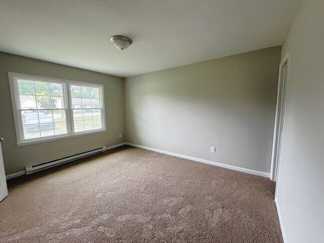 Foto del edificio - Renovated Greensboro Home
