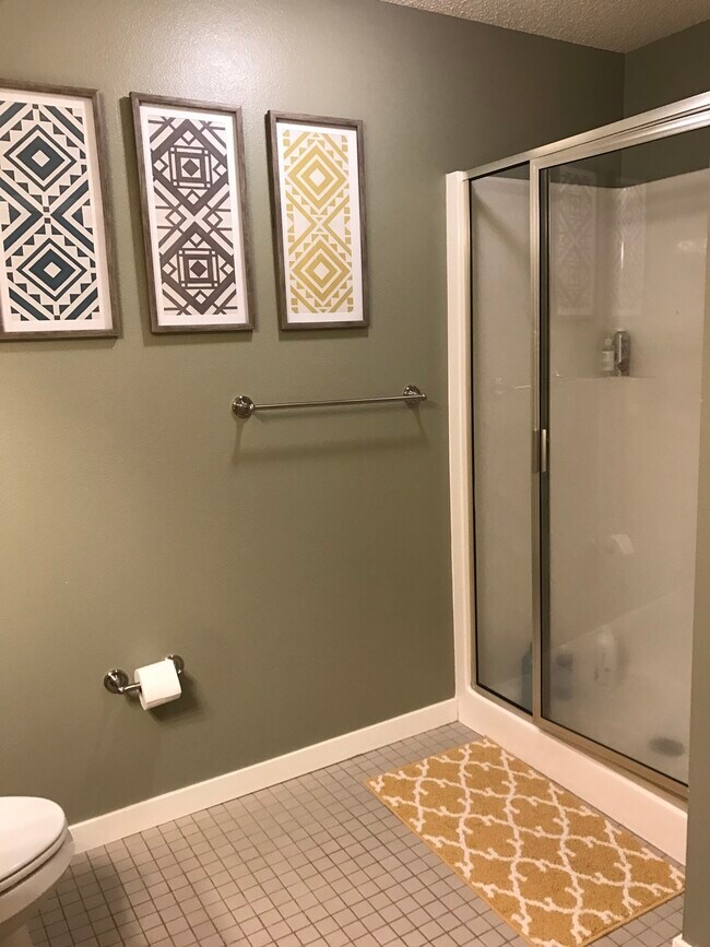 Foto del edificio - 619 Southeast 8th Street, Unit Mill Trace ...