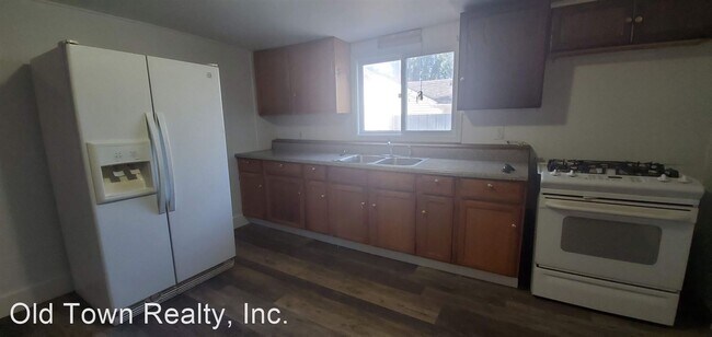 Building Photo - 5 br, 2 bath House - 798 N Ford Blvd