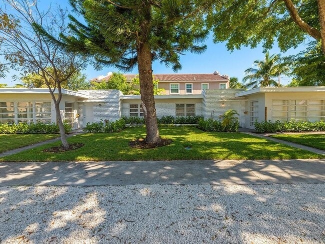 Photo - 713 SW 7th St House