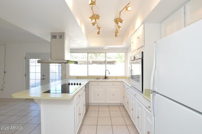 Foto del edificio - 4028 N Granite Reef Rd
