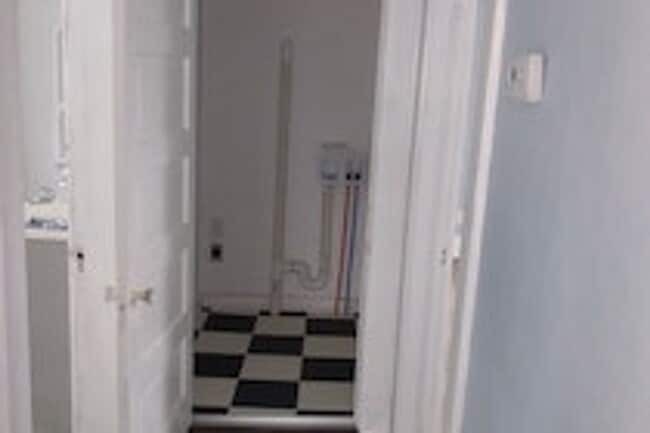 Building Photo - 2 bedroom apartment