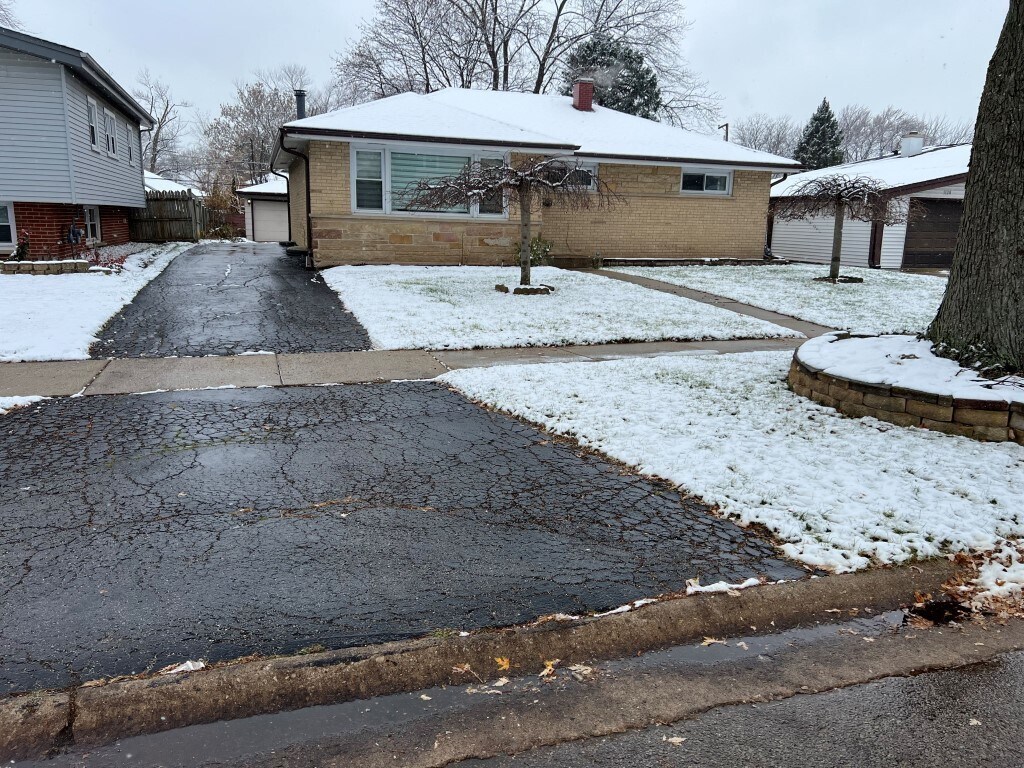 Primary Photo - 1140 Perda Ln