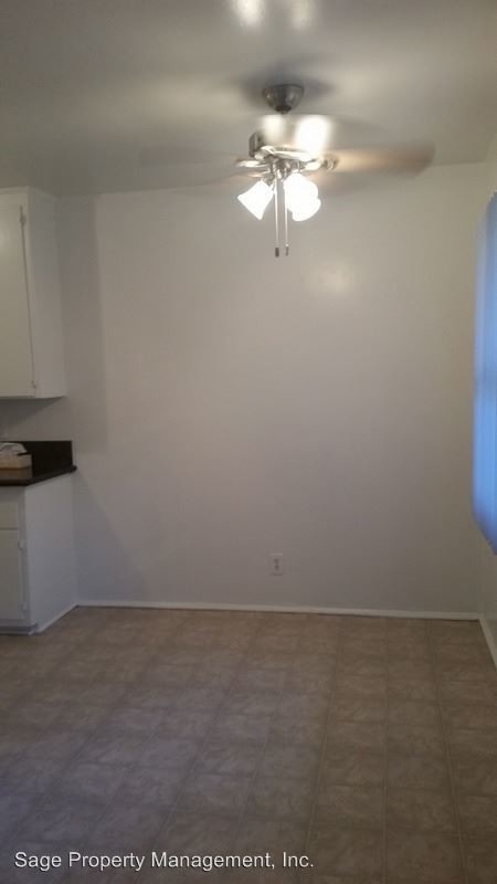 Foto del edificio - 1723-1723 Grismer Ave