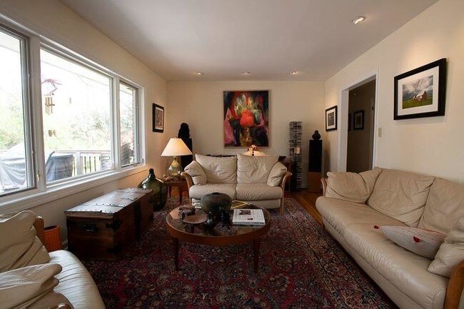 Foto del edificio - 1432 Knollwood Terrace