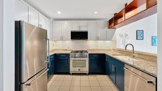 Foto del edificio - 20 Newport Pkwy