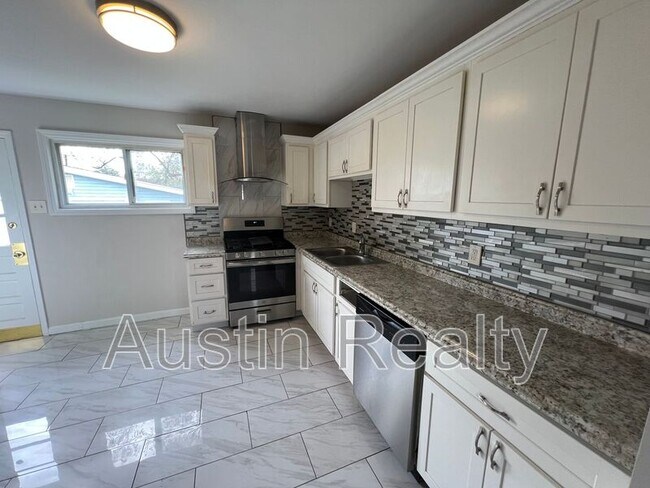 Foto del edificio - 1050 Wycomb Dr
