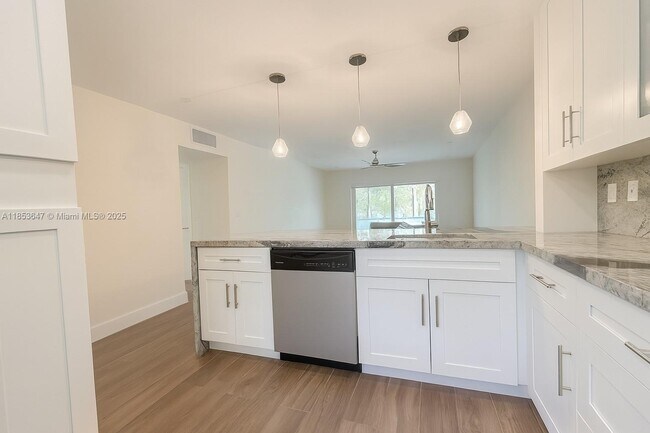 Building Photo - 7707 Camino Real