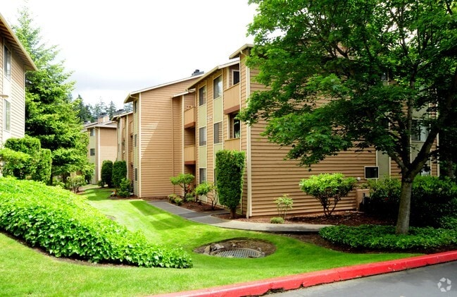 Building Photo - Brackett Apartments