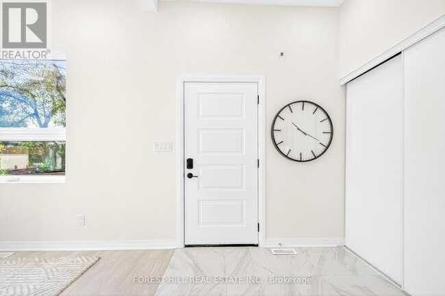 Building Photo - 8 Boylen St