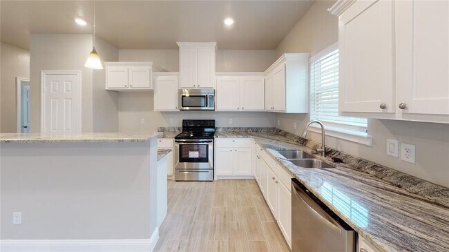 Foto del edificio - 4311 Spencer St