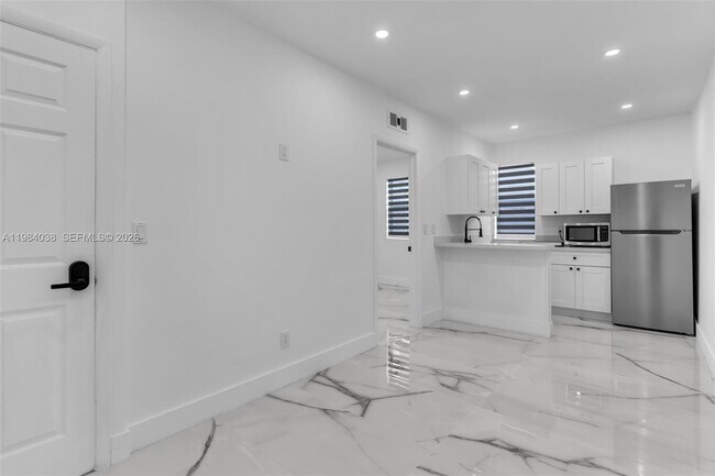 Foto del edificio - 14848 SW 180th St