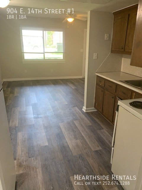 Building Photo - 1 Bed / 1 Bath at Stadium Apartments