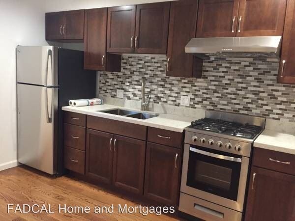 Foto del edificio - 2 br, 1 bath House - 136 B Duncan St