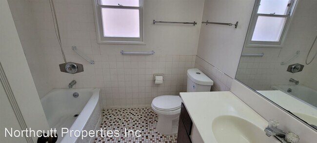 Building Photo - 3 br, 1 bath House - 2168 Cowley Way