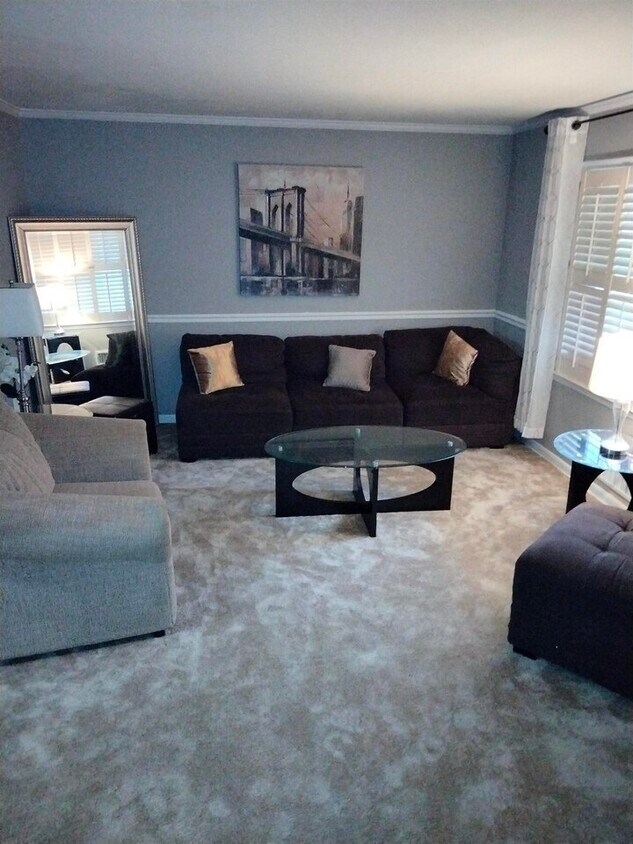 Primary Photo - 3862 Adamsville Dr SW