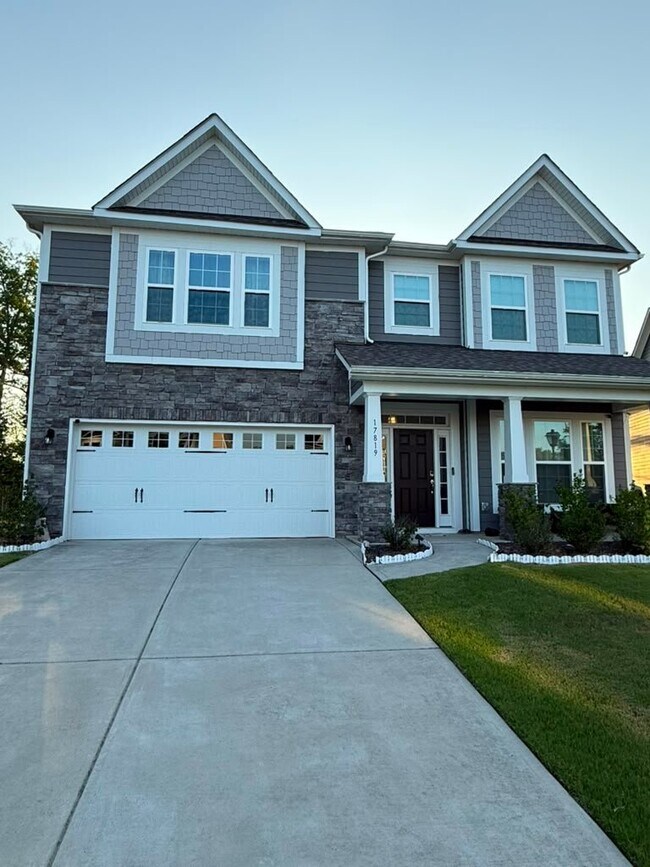 Foto del edificio - 17819 Summers Walk Blvd