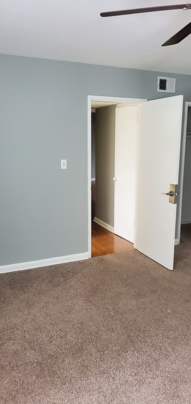 Foto del edificio - 1727 28th St SE