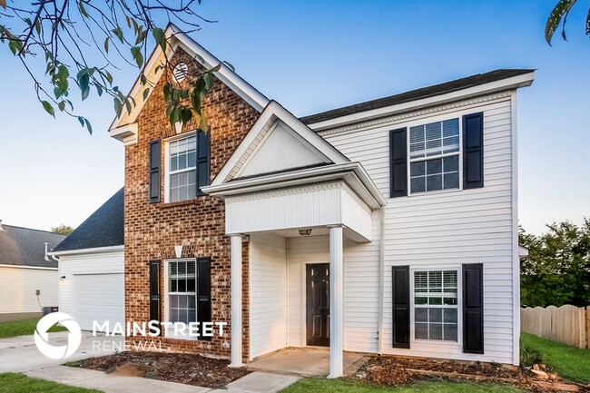 Building Photo - 3115 Hawick Commons Dr
