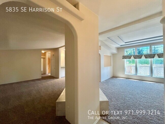 Building Photo - 5835 SE Harrison St