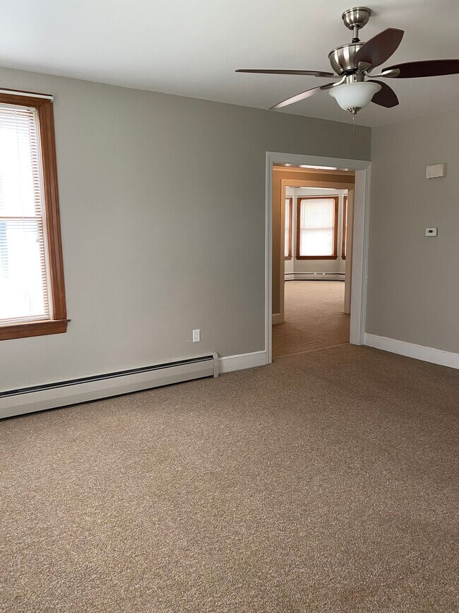 Building Photo - 300 Quinnipiac Ave