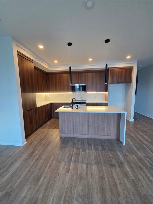 Foto del edificio - 1102 Emilia Ave