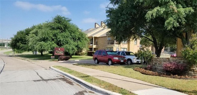 Foto del edificio - 5501 Lake Hubbard Pkwy