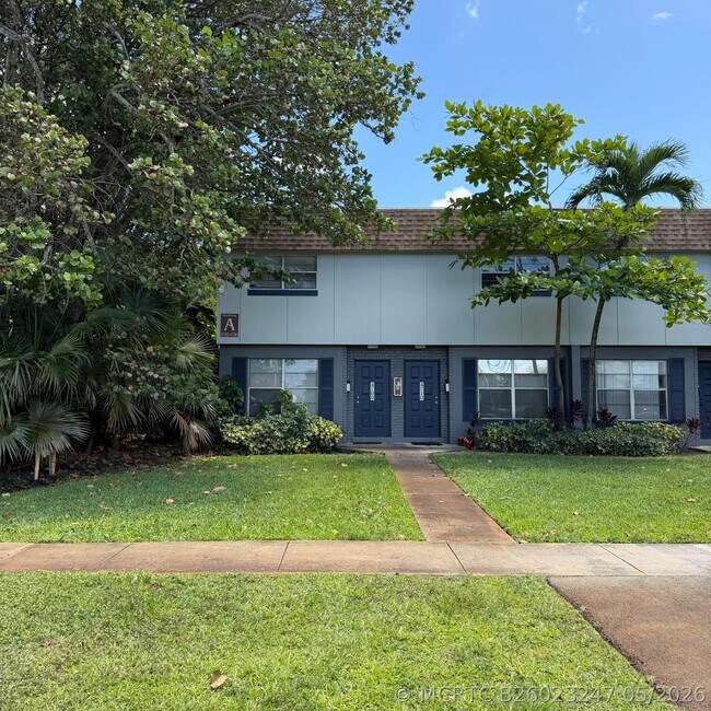 Foto del edificio - 4700 NW 9th Ct