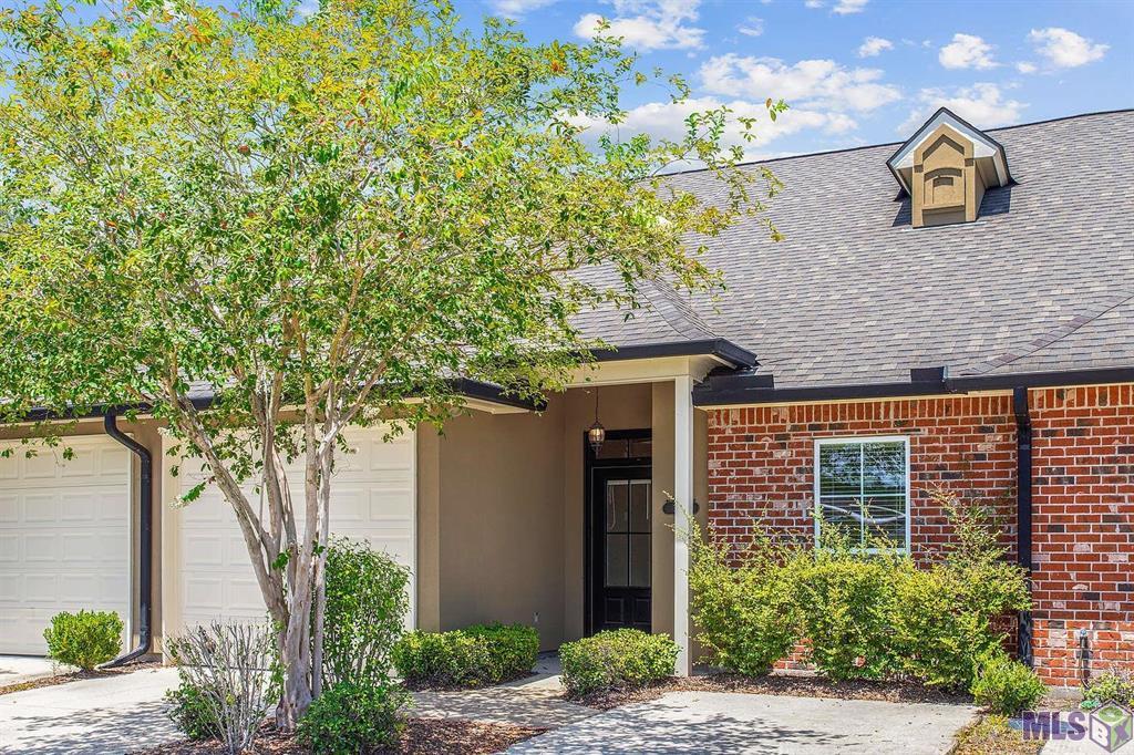 37142 Woodgate Ave, Prairieville, LA 70769 Townhome Rentals in Prairieville LA
